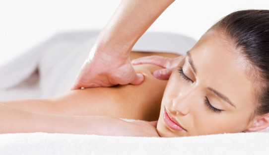 dreamstime_s_23285951-massage